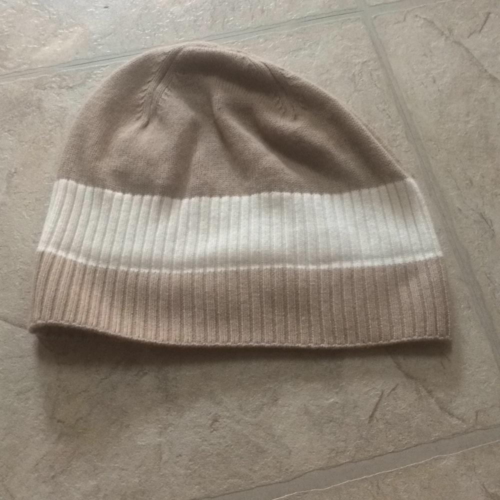 Gap winter hat